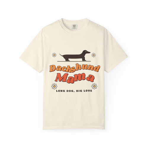 Dachshund Mama retro t-shirt in Ivory, Comfort Colors doxie mom tee